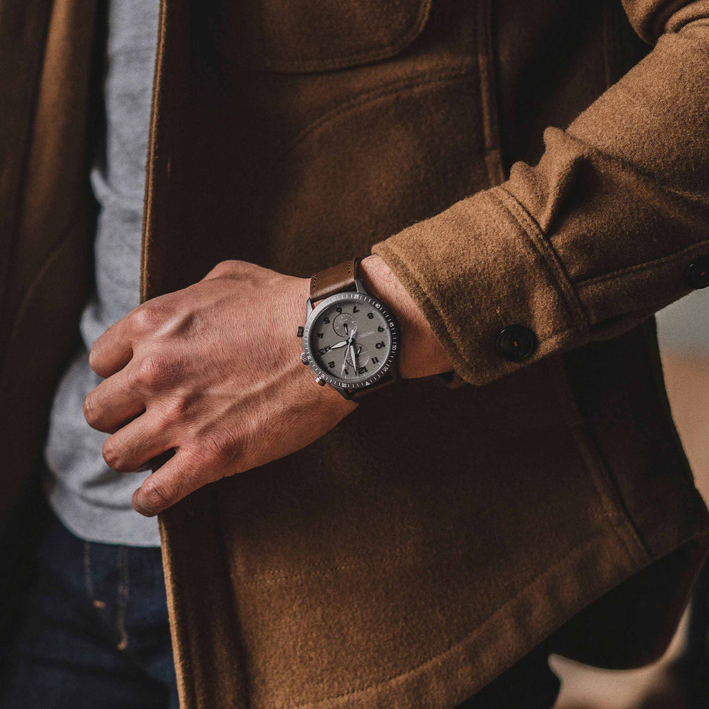 The Altitude - Gunmetal/Walnut