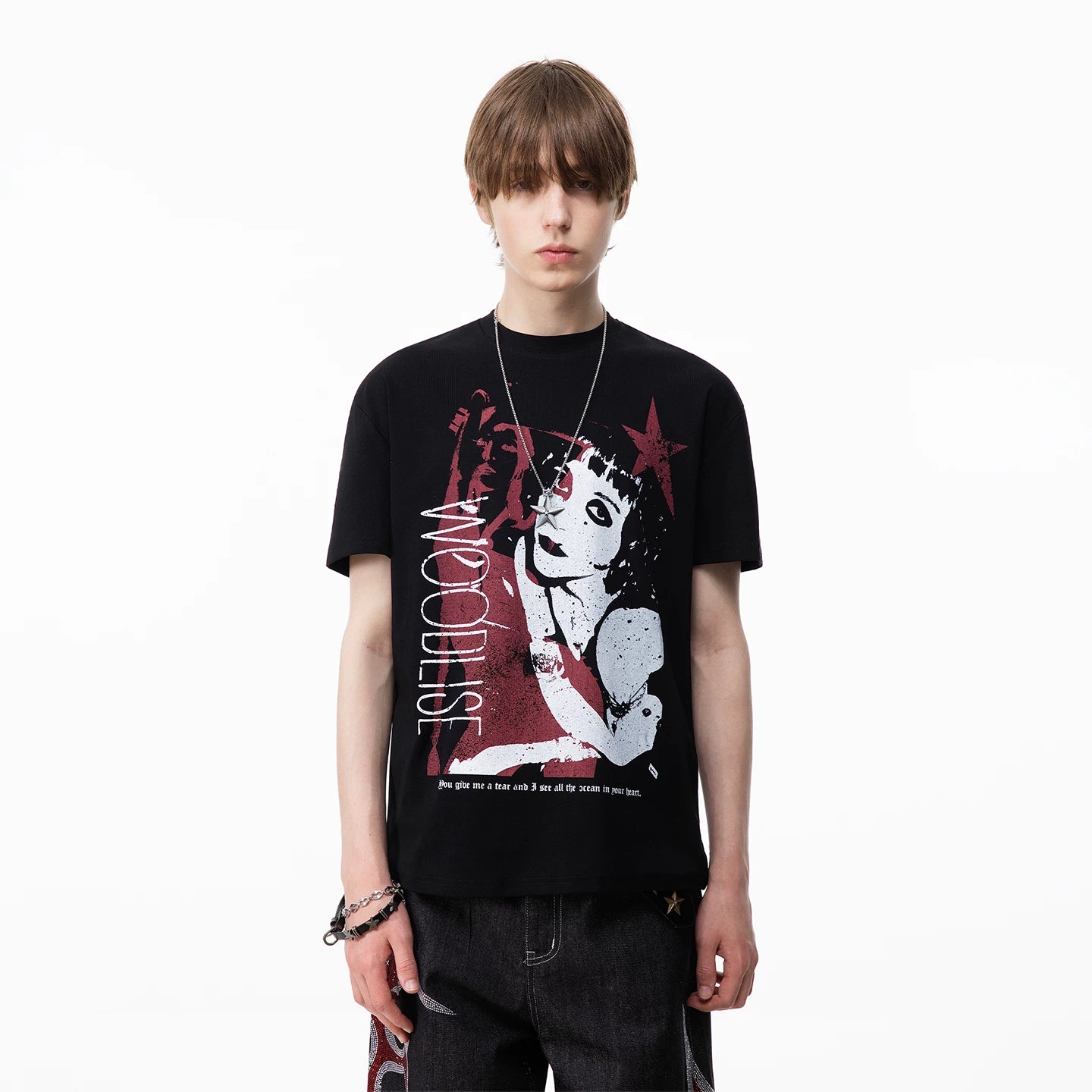 TREND ST Street Light Asian Punk Character Printed Short sleeved T-shirt for Men and Women Summer Boxy Shoulder Couple Top