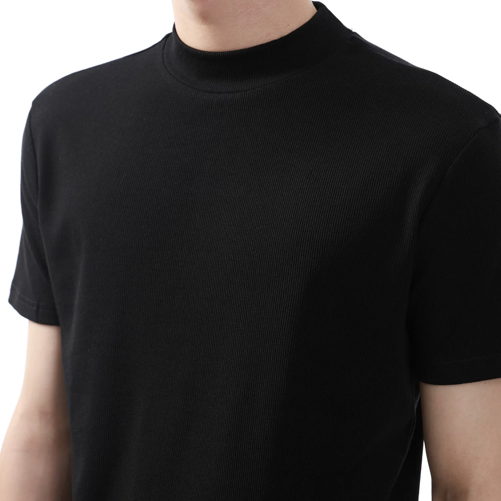 Wang Jiaer's trendy street style slim fit half high neck T-shirt with front shoulder, men's cleanfit, heavyweight solid color short sleeved boxy