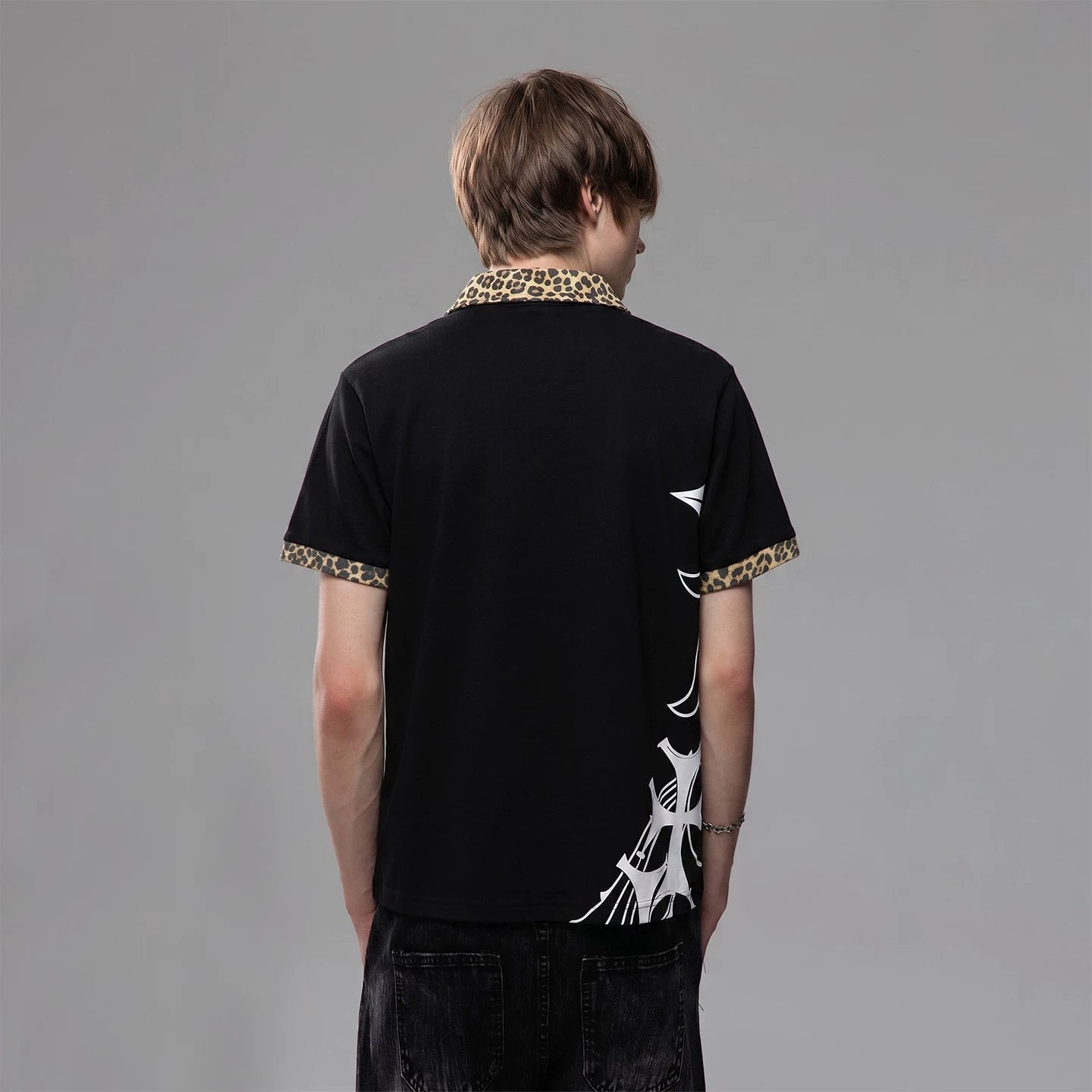 Light Asian street punk cross print shoulder T-shirt short sleeved men's summer boxy version leopard print patchwork polo shirt