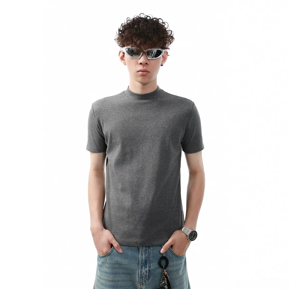 Wang Jiaer's trendy street style slim fit half high neck T-shirt with front shoulder, men's cleanfit, heavyweight solid color short sleeved boxy