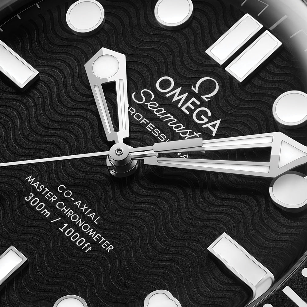 Seamaster Diver 300M Aluminum Bezel 42mm - Black on Rubber Strap