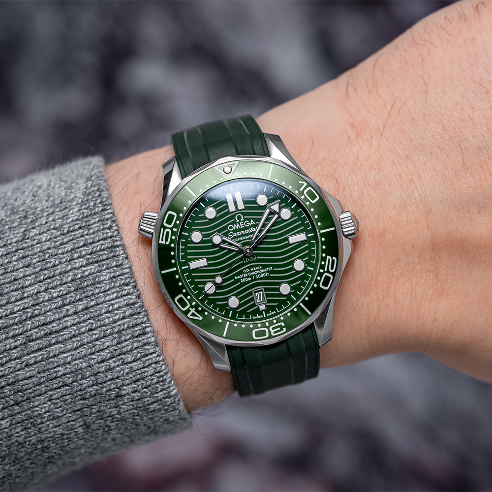 Seamaster Diver 300M 42mm - Green on Rubber Strap